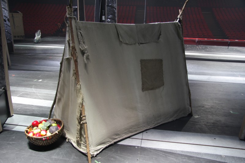 photo-accessoires-theatre-robin-tente