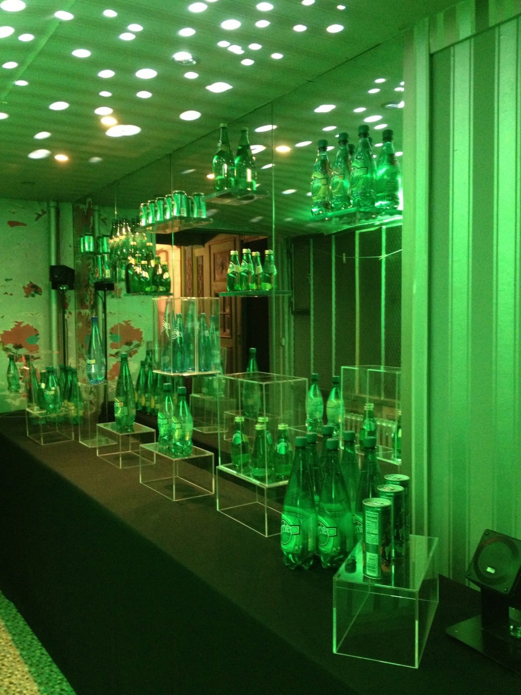 photo-perrier-150-ans-bar